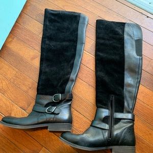 Black riding boots knee high
